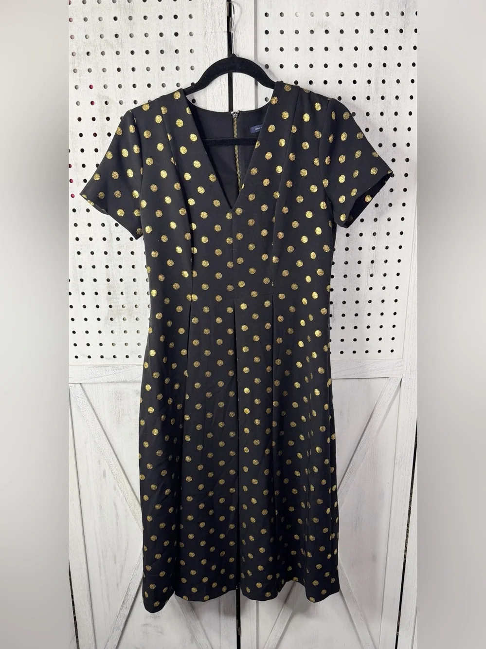 Tommy Hilfiger Black Gold Polka Dot Fit & Flare Dress Women’s Size 6 V-Neck